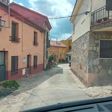 Casita Con Encanto: Tranquil Sierra Madrid Retreat with Wi-Fi Villavieja del Lozoya Exterior photo